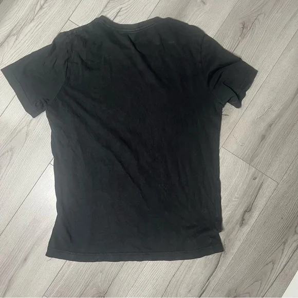 Puma tee shirt 🐆 - Picture 2 of 3